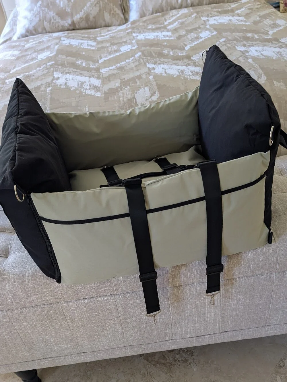 NEW WAGJOY SMALL DOG CAR SEAT CONVERTIBLE TOTE